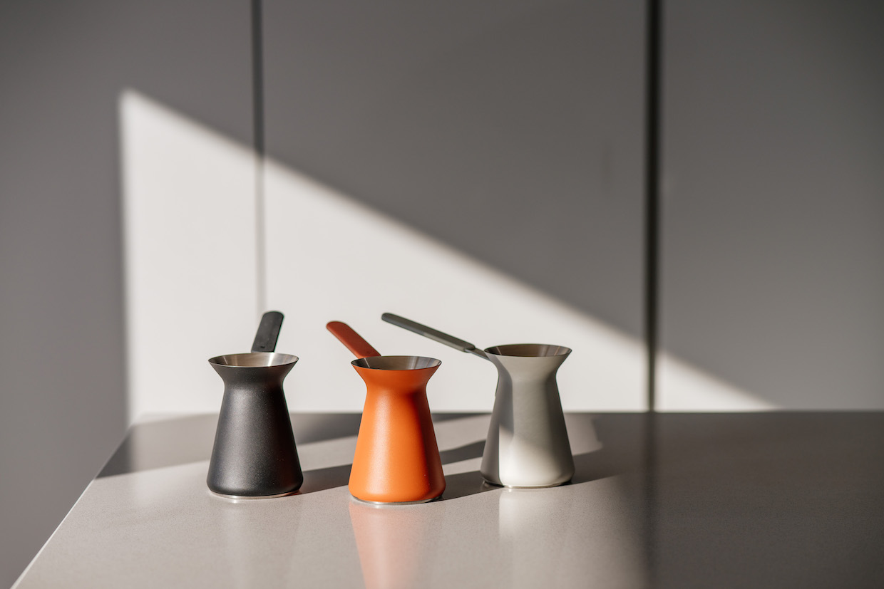 Šedá moderní džezva – Goat Story Otto | Lázeňská káva